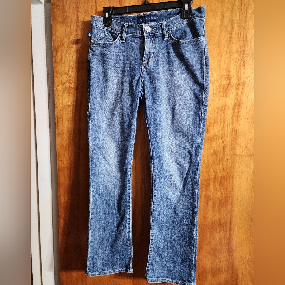 Womens Rock & Republic Blue Straight Leg Crop Jeans Size 8